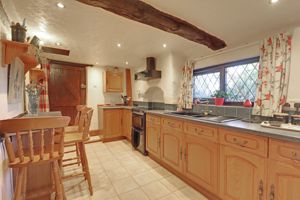 Kitchen- click for photo gallery